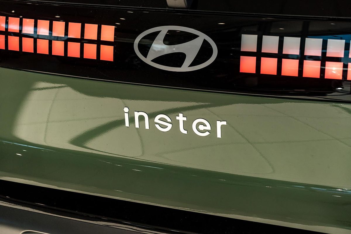 2025 Hyundai INSTER Cross AX.V1