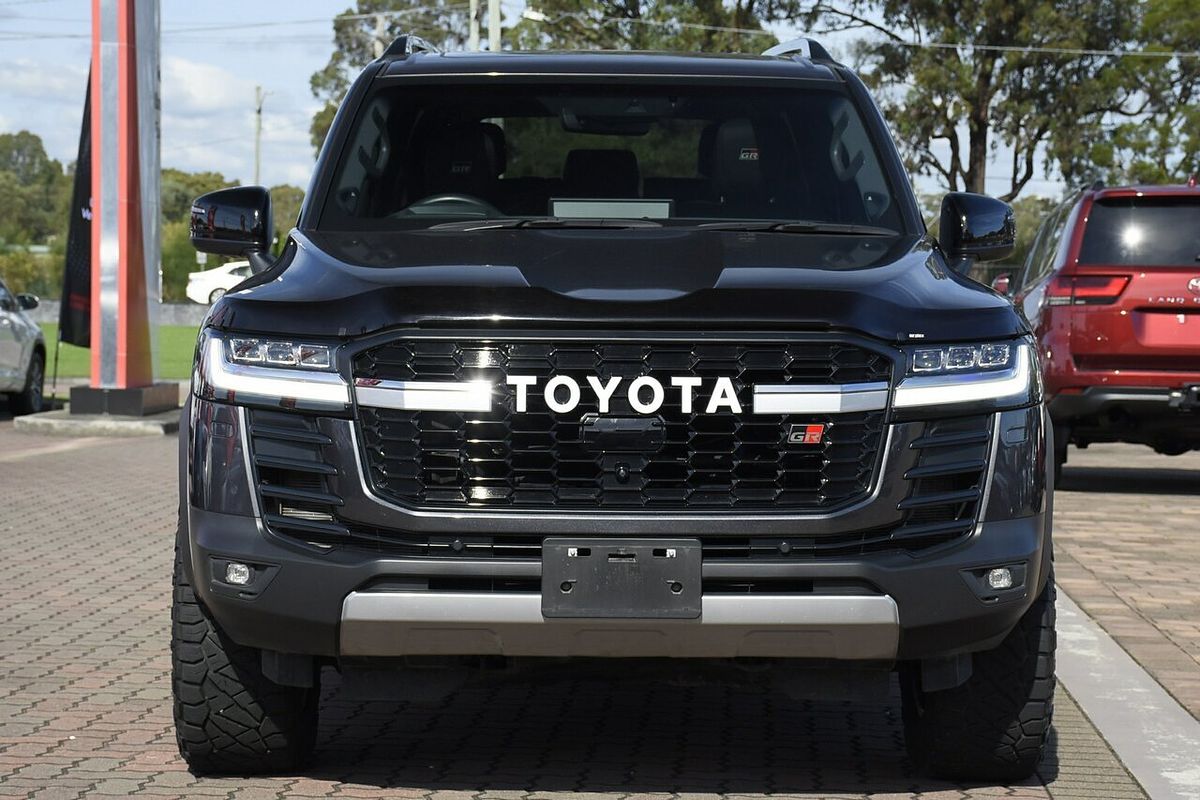 2022 Toyota Landcruiser GR Sport FJA300R