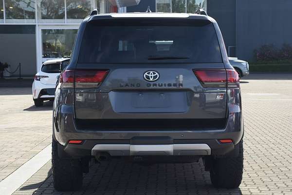 2022 Toyota Landcruiser GR Sport FJA300R