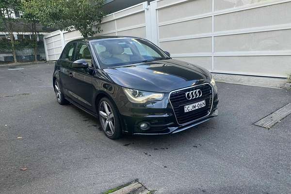 2013 Audi A1 Ambition 8X