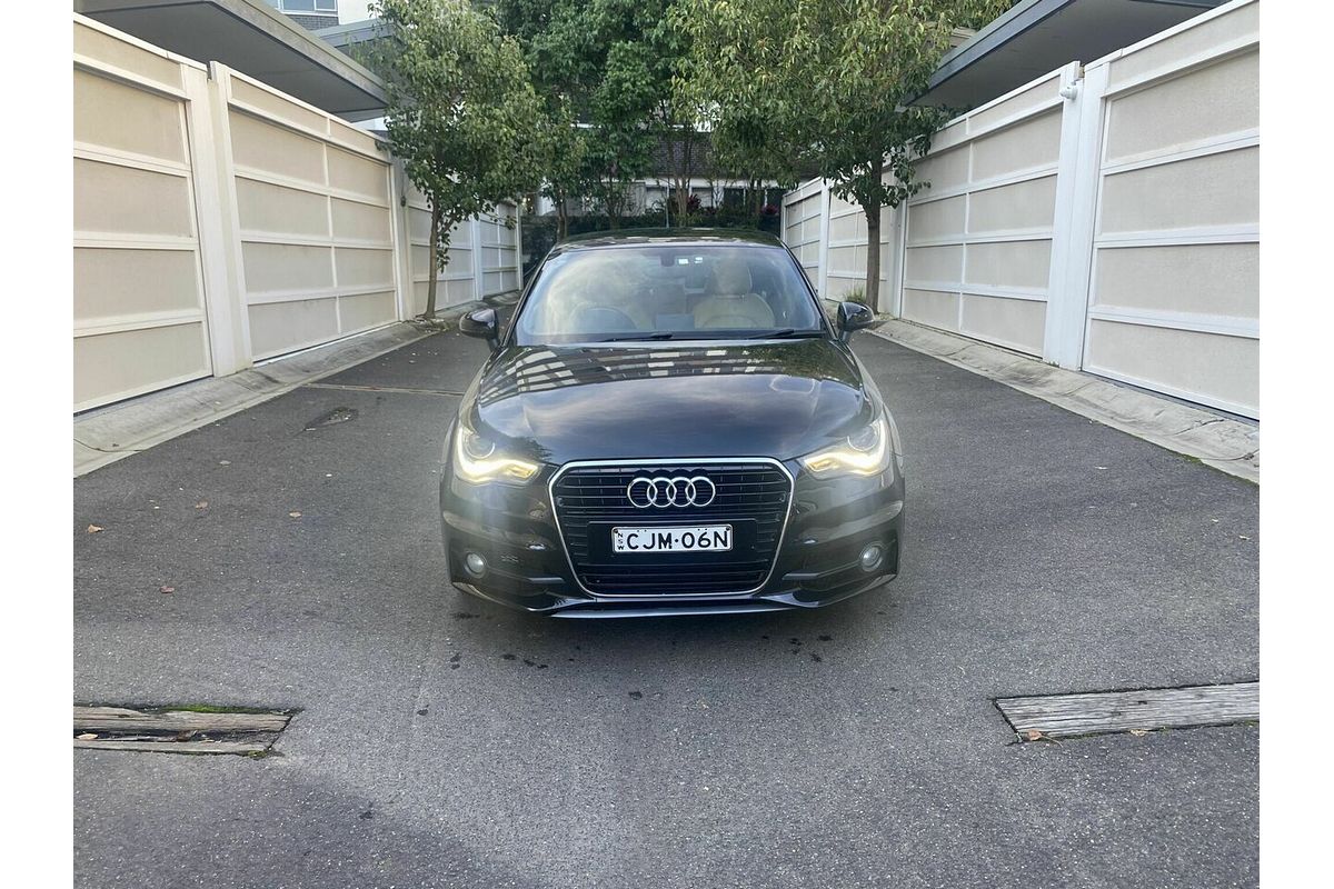 2013 Audi A1 Ambition 8X