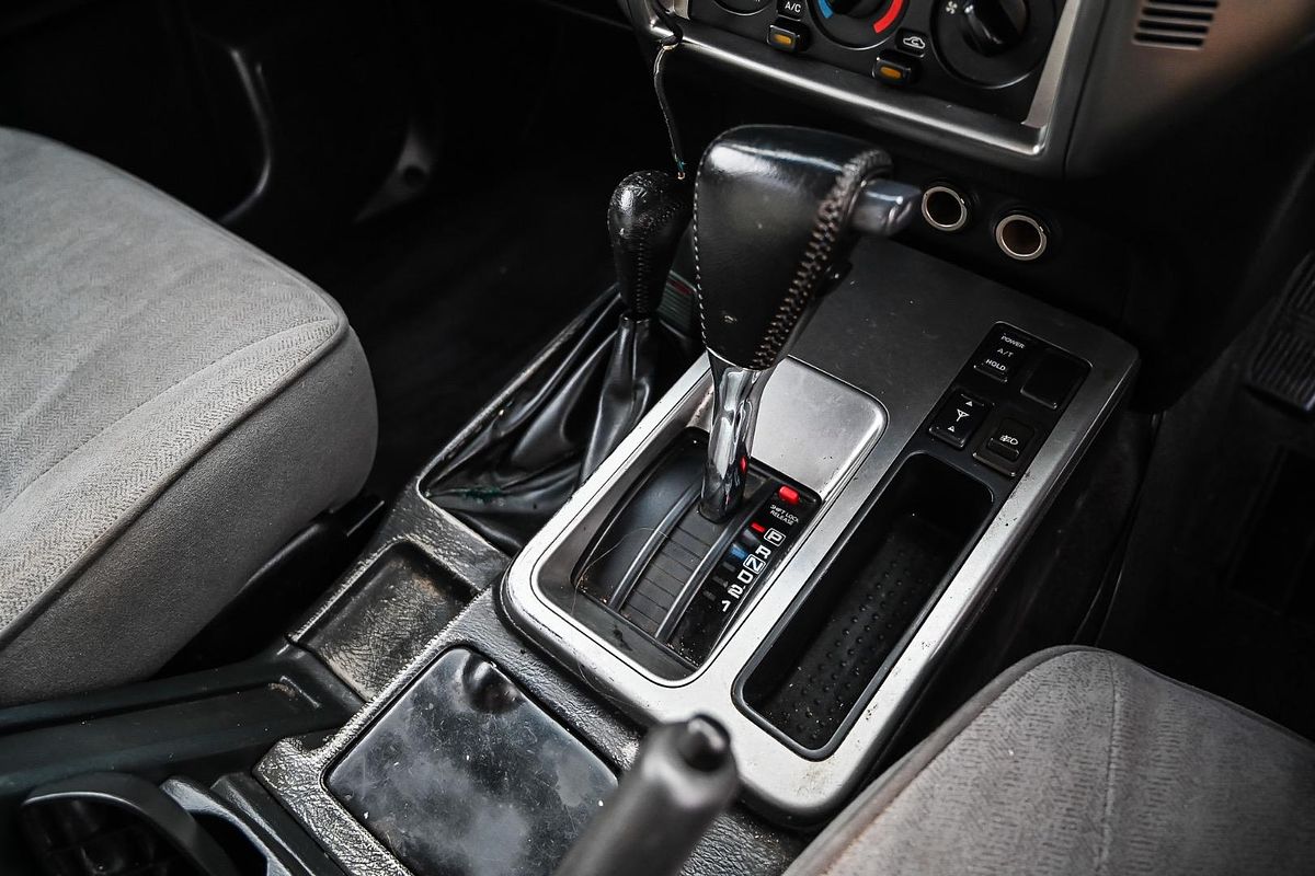 2008 Nissan Patrol ST-L GU 6