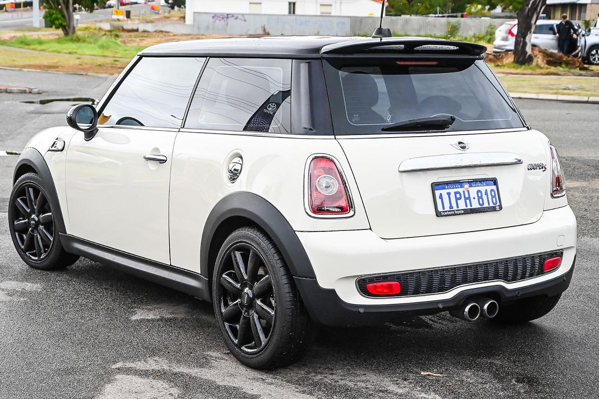 2008 MINI Hatch Cooper S R56