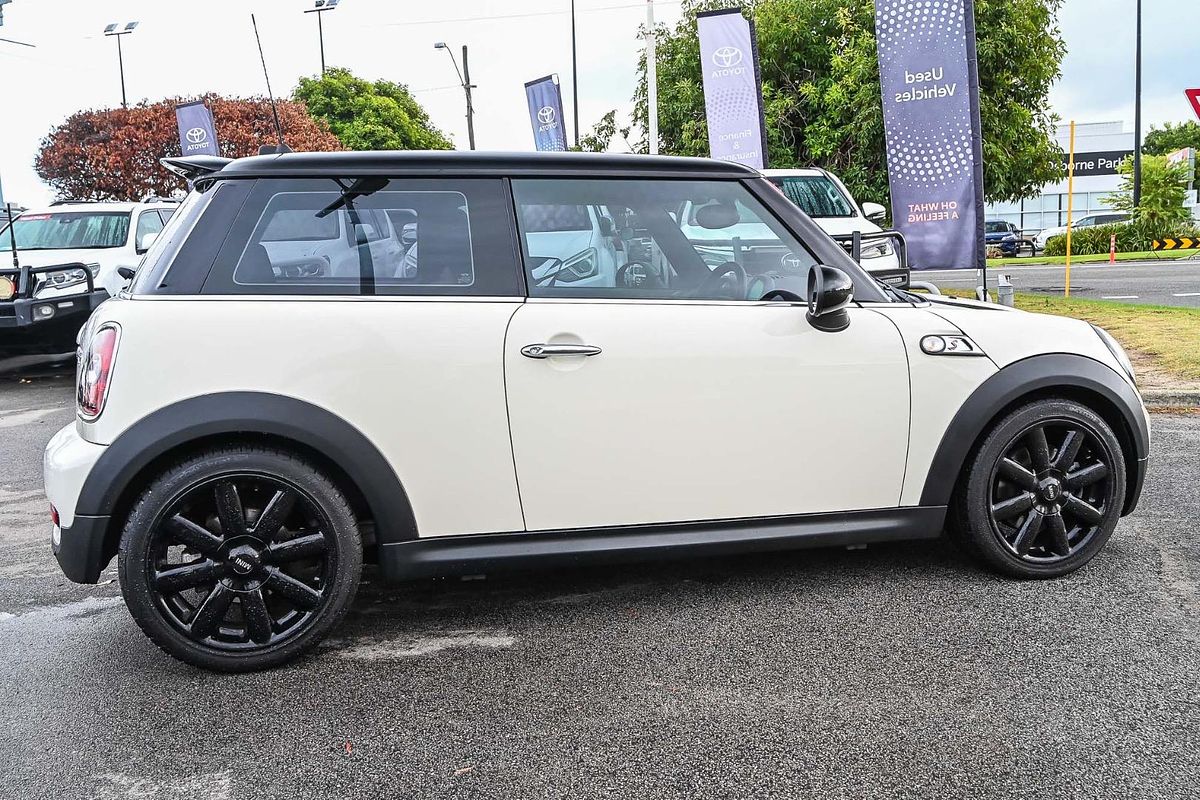 2008 MINI Hatch Cooper S R56