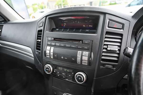 2009 Mitsubishi Pajero GLX NT