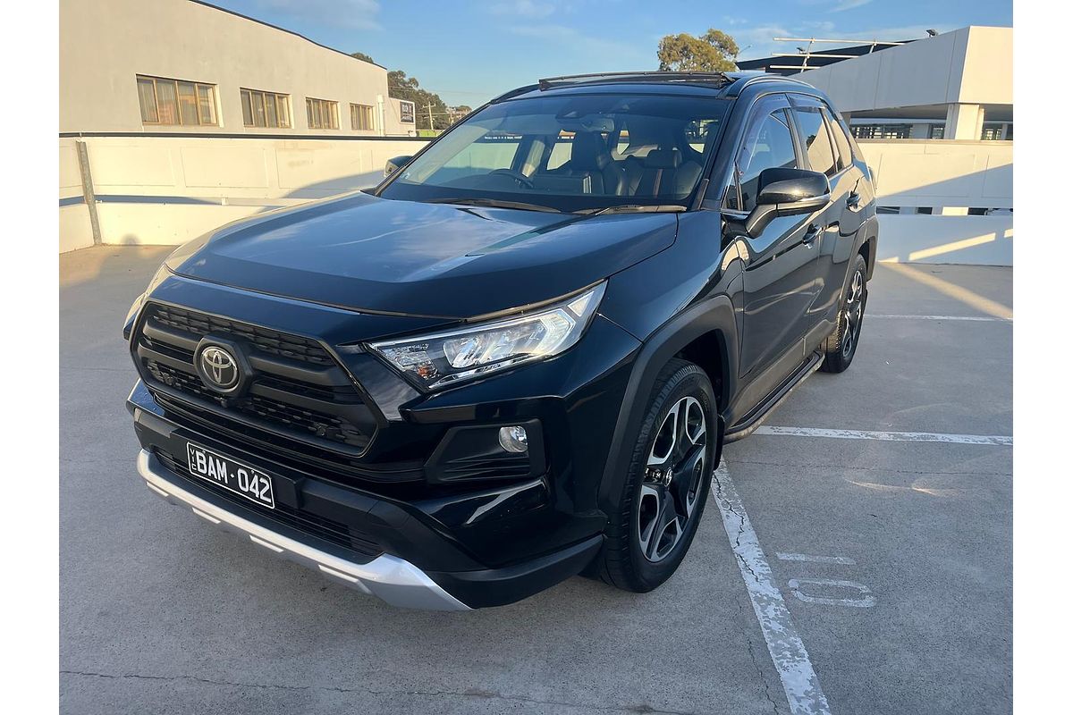 2019 Toyota RAV4 Edge AXAA54R