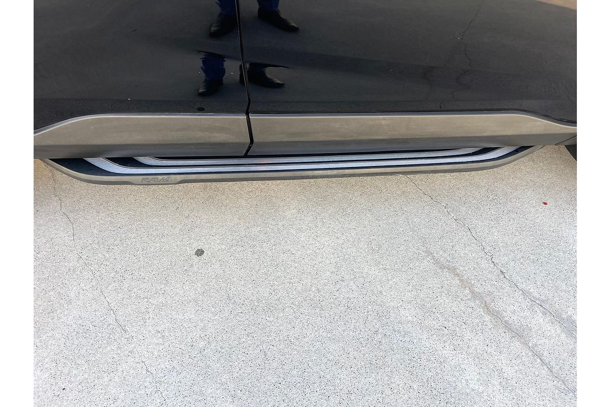 2019 Toyota RAV4 Edge AXAA54R