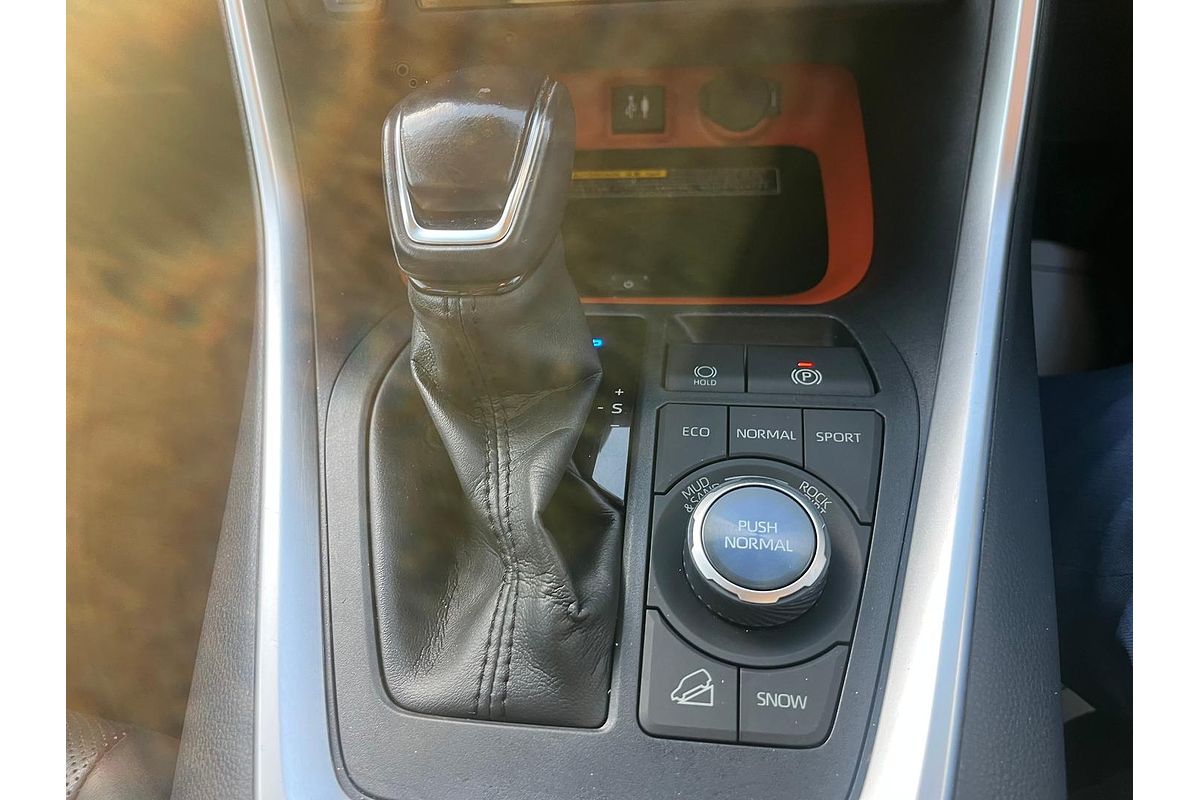 2019 Toyota RAV4 Edge AXAA54R