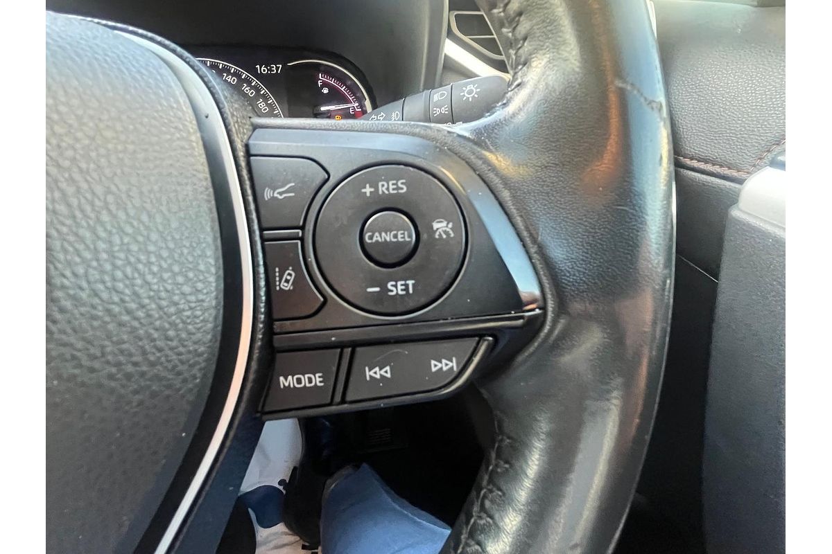 2019 Toyota RAV4 Edge AXAA54R