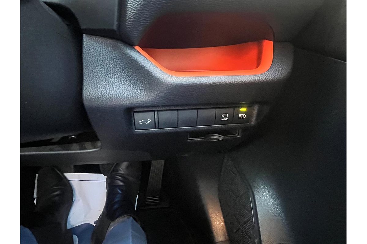 2019 Toyota RAV4 Edge AXAA54R