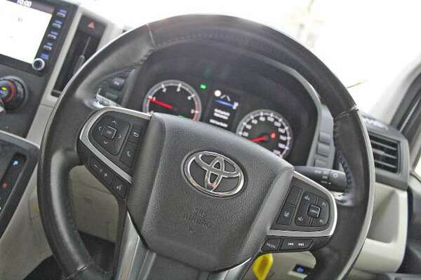 2020 Toyota HIACE LONG WHEELBASE GDH300R