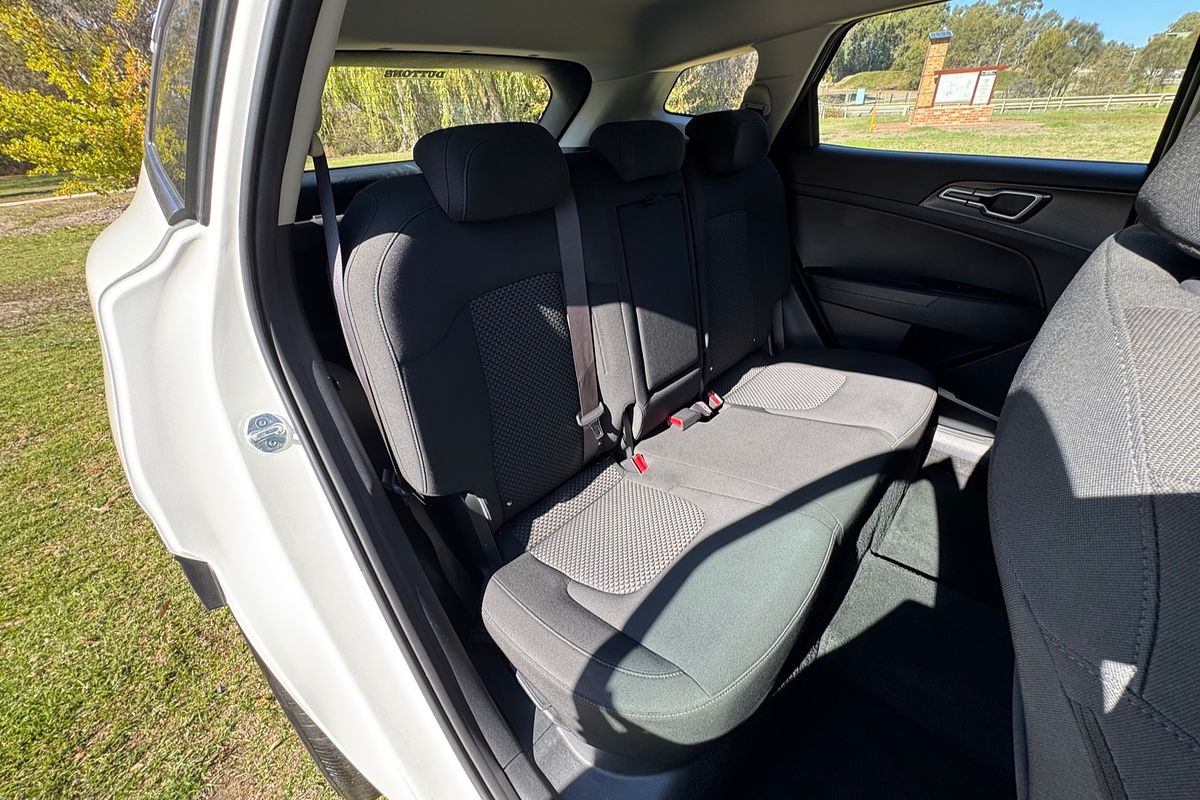 2022 Kia Sportage S NQ5