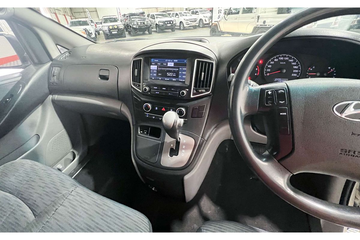 2017 Hyundai iLoad TQ3-V Series II