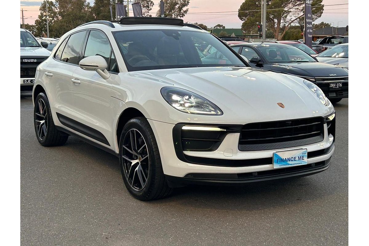 2021 Porsche Macan 95B