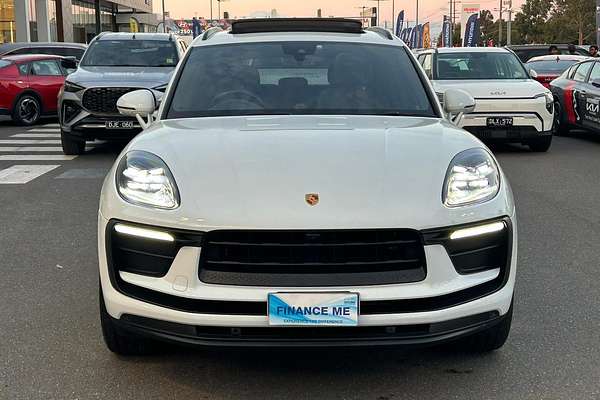 2021 Porsche Macan 95B