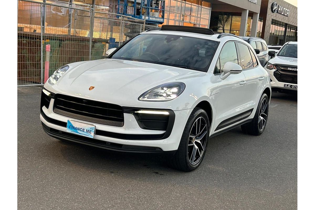 2021 Porsche Macan 95B