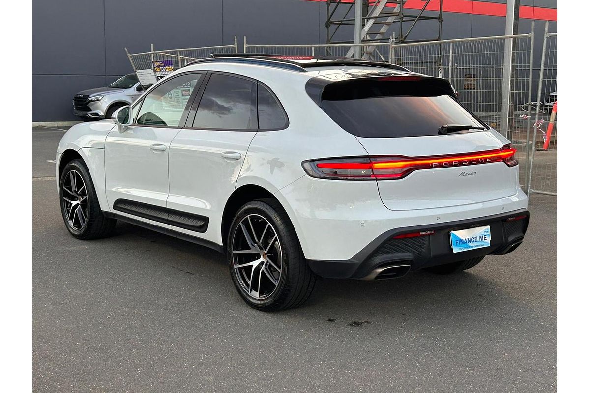 2021 Porsche Macan 95B