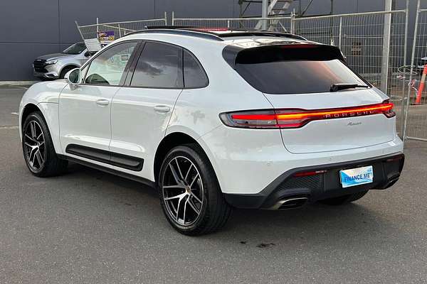 2021 Porsche Macan 95B