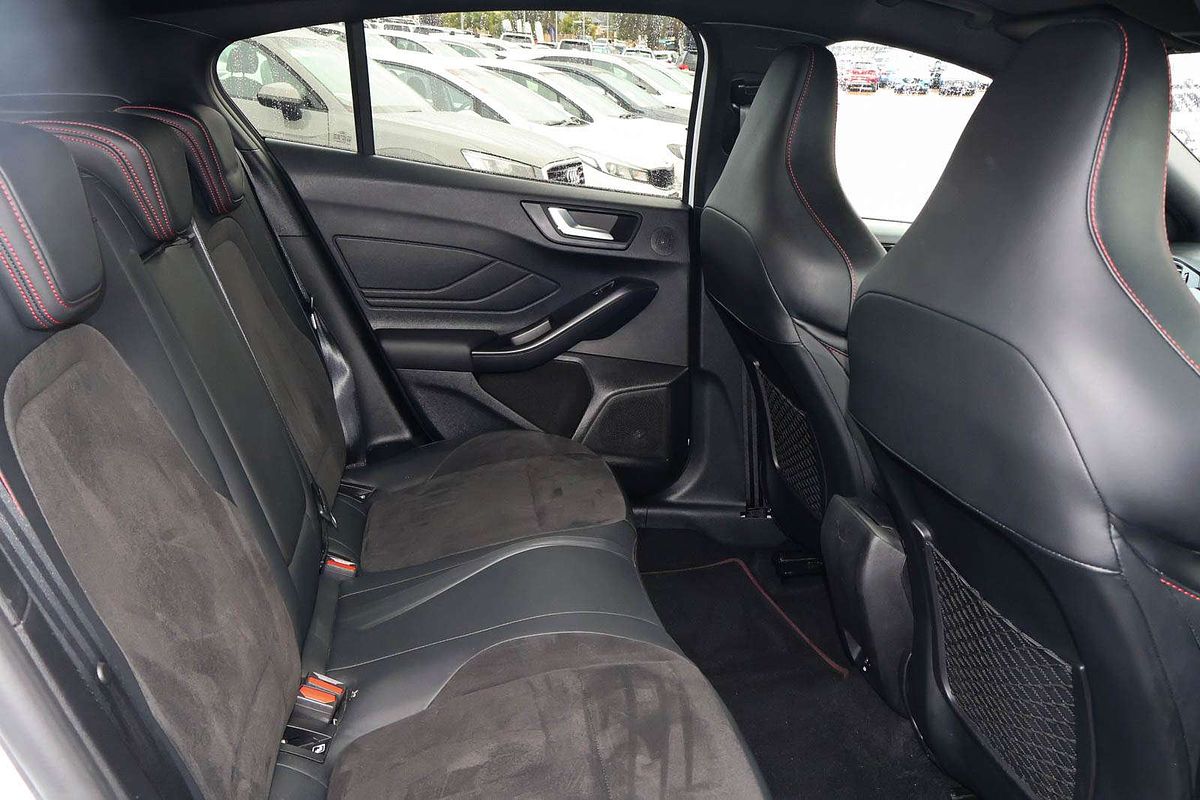 2022 Ford Focus ST SA