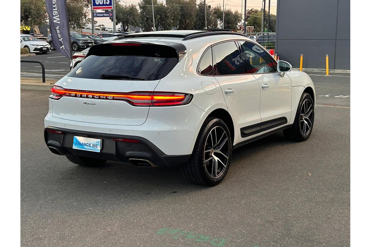 2021 Porsche Macan 95B