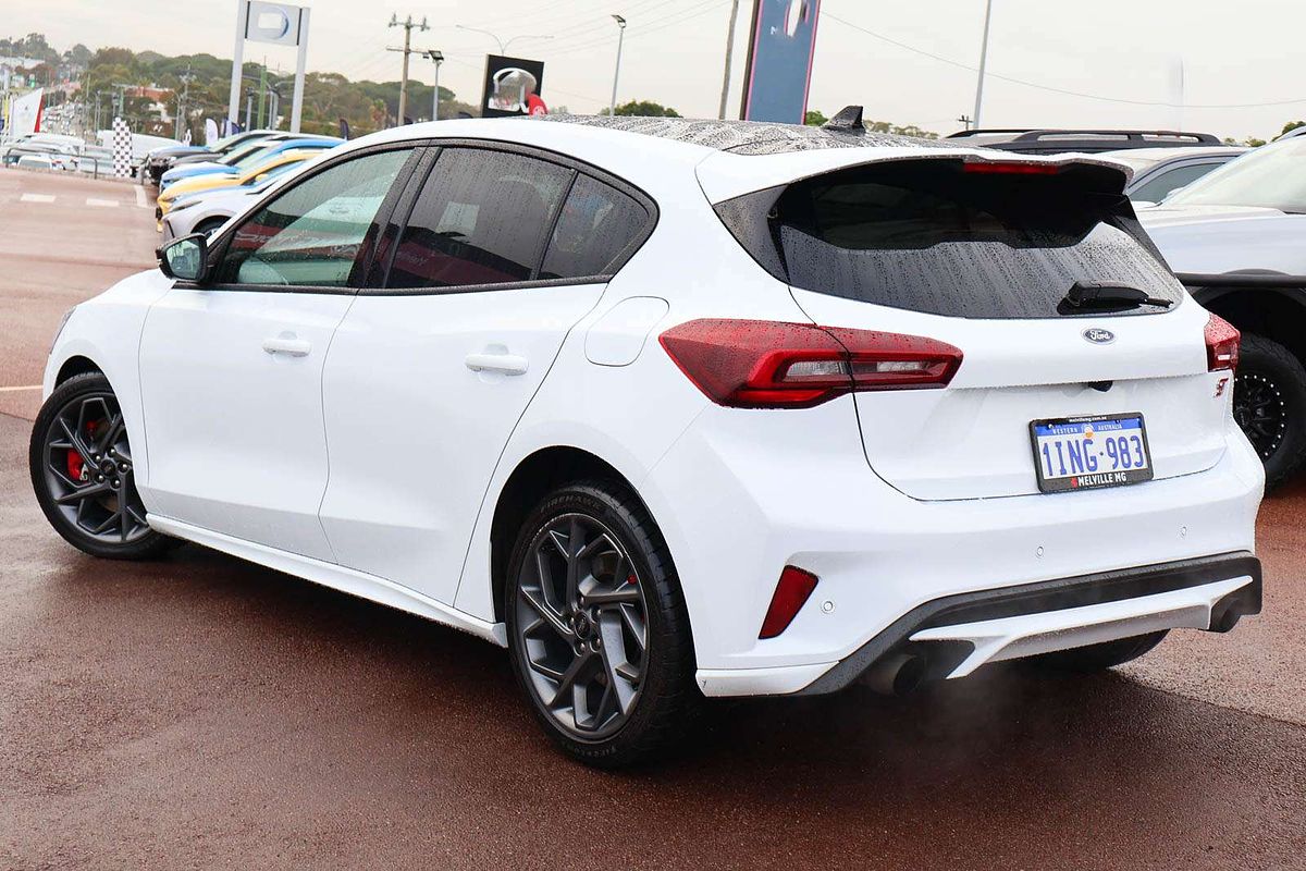 2022 Ford Focus ST SA