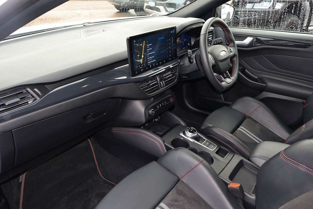 2022 Ford Focus ST SA