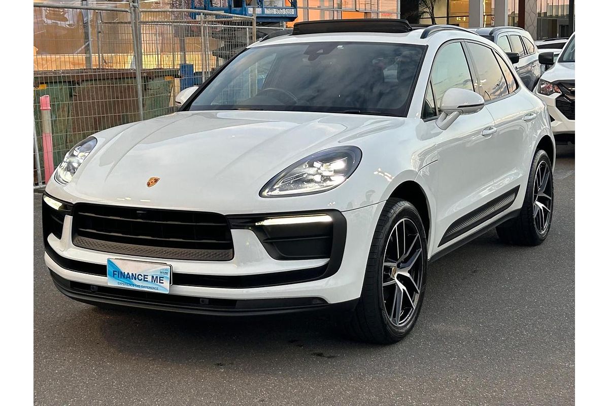 2021 Porsche Macan 95B