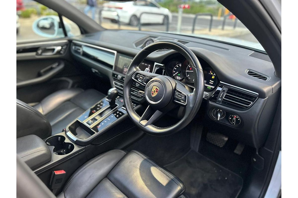 2021 Porsche Macan 95B