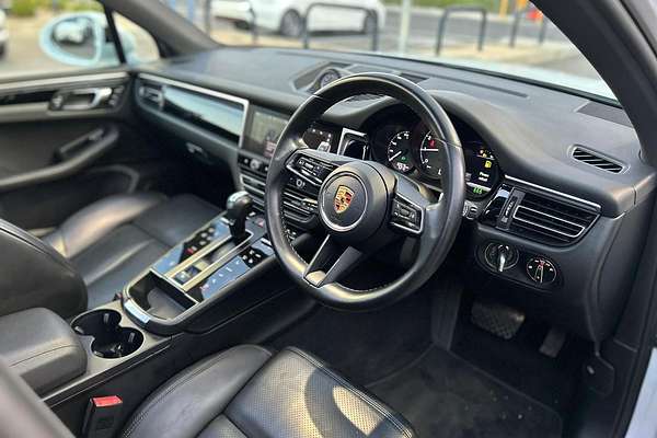 2021 Porsche Macan 95B