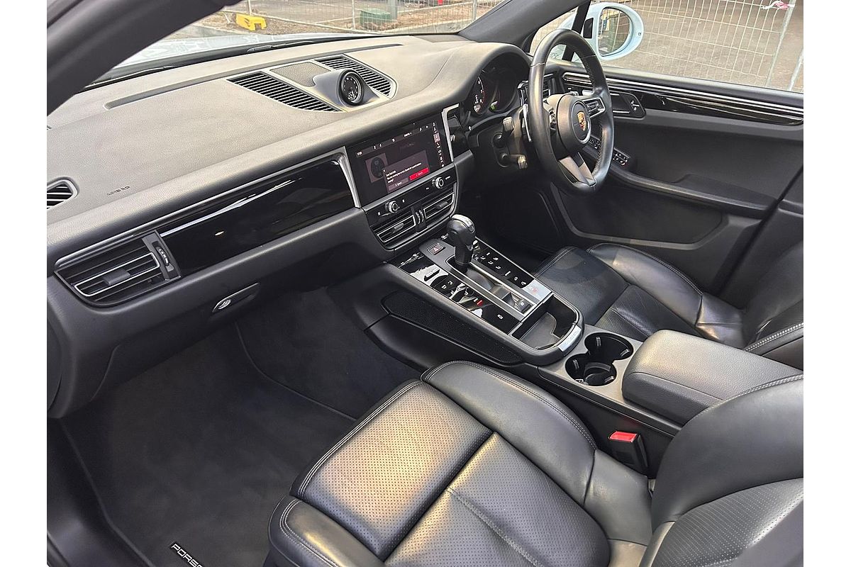 2021 Porsche Macan 95B