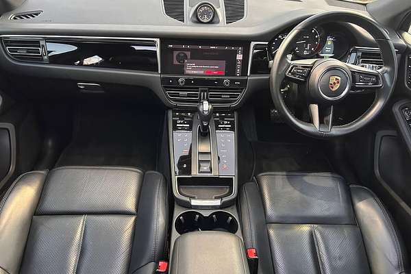 2021 Porsche Macan 95B