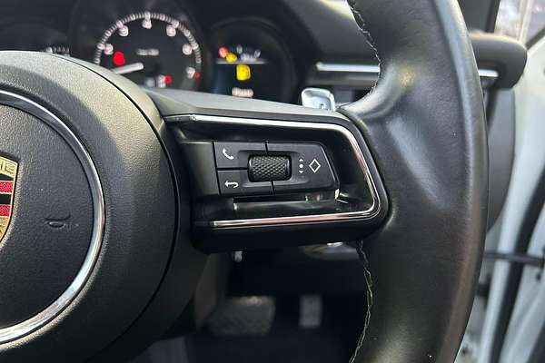 2021 Porsche Macan 95B