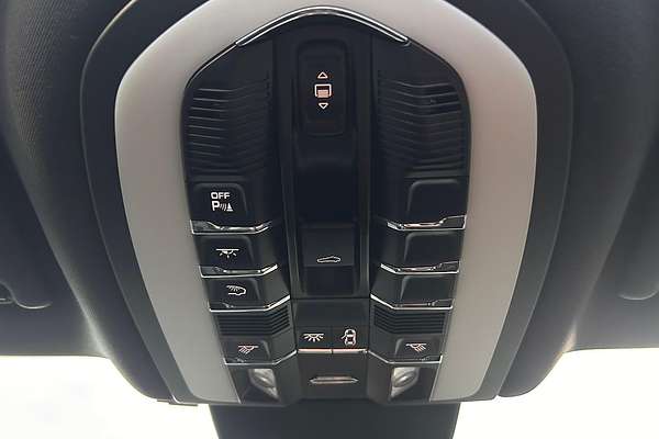 2021 Porsche Macan 95B