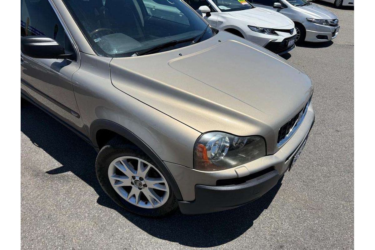 2004 Volvo XC90 T6