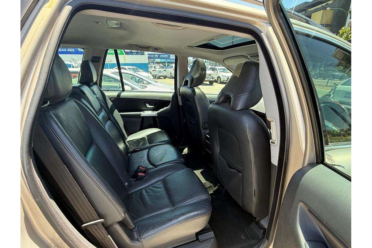 2004 Volvo XC90 T6