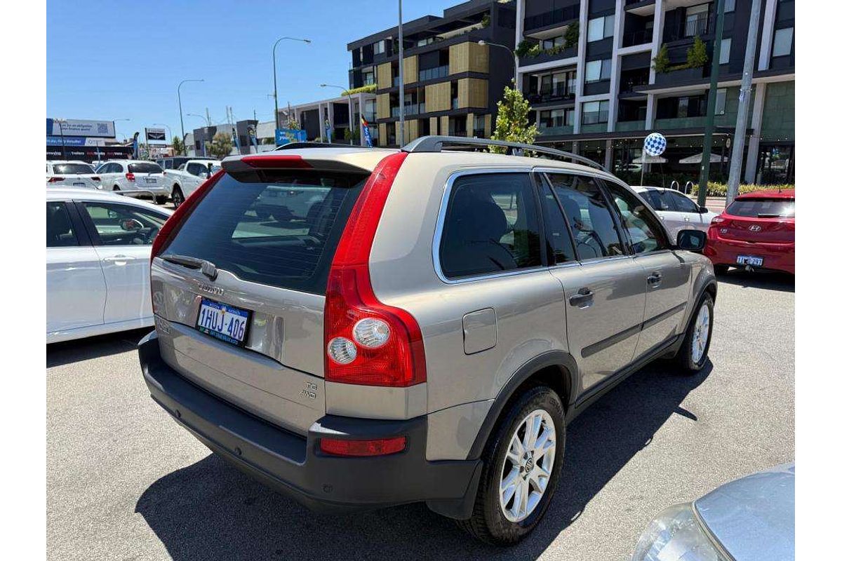 2004 Volvo XC90 T6