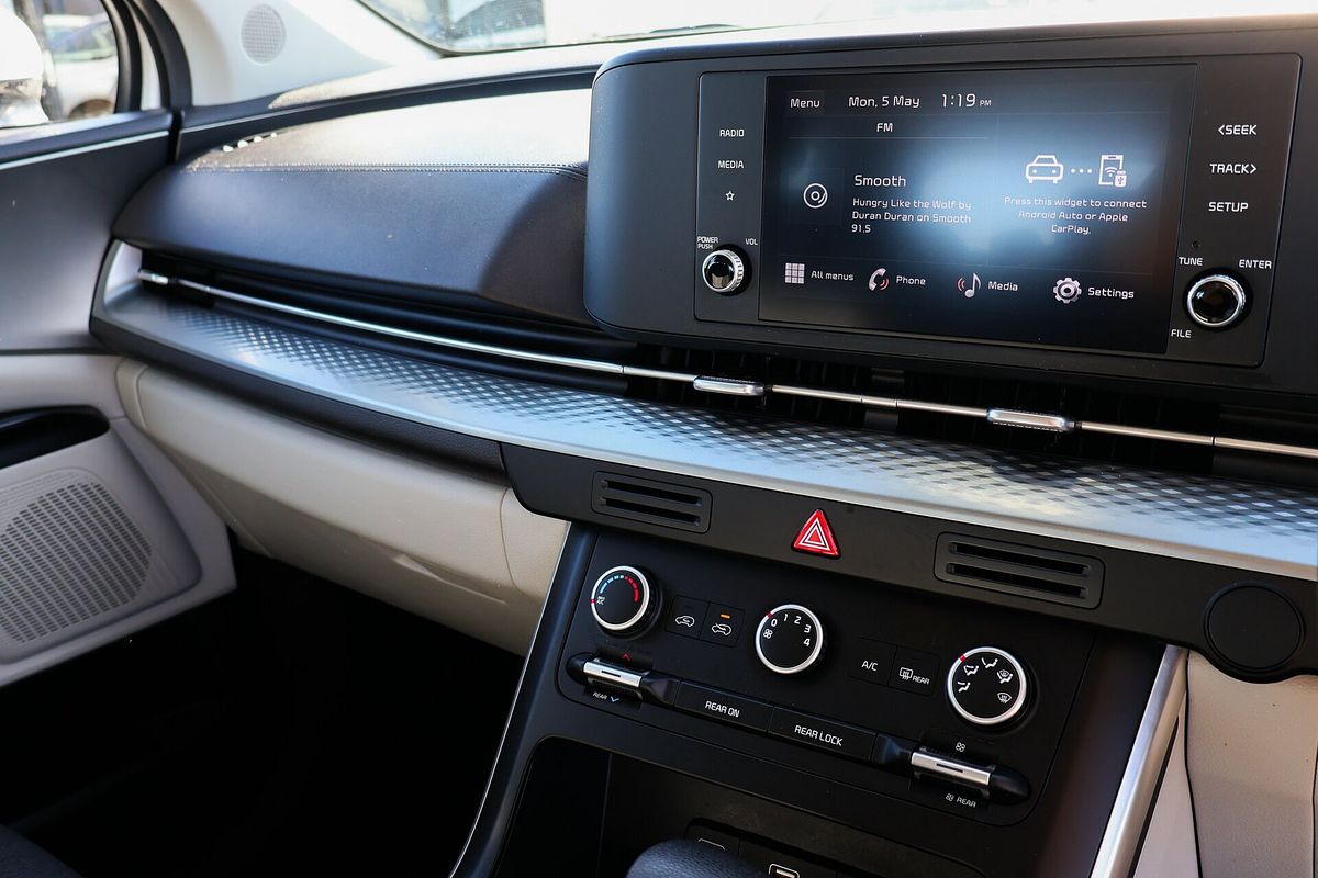 2023 Kia Carnival S KA4