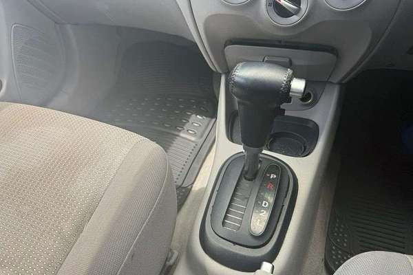 2006 Hyundai Accent  MC