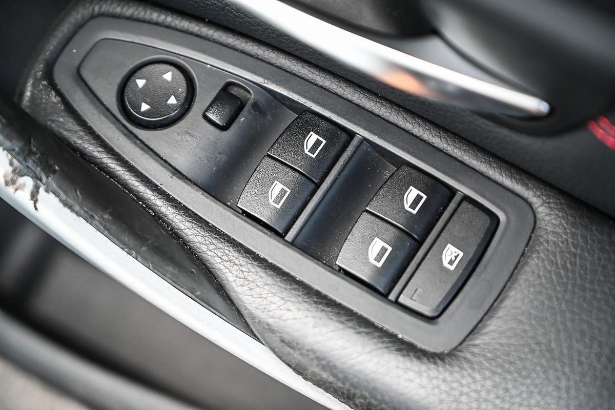 2014 BMW 3 Series 320d F30