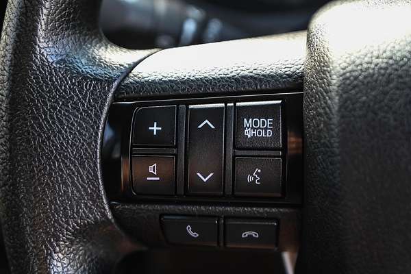 2018 Toyota Hilux SR GUN126R 4X4
