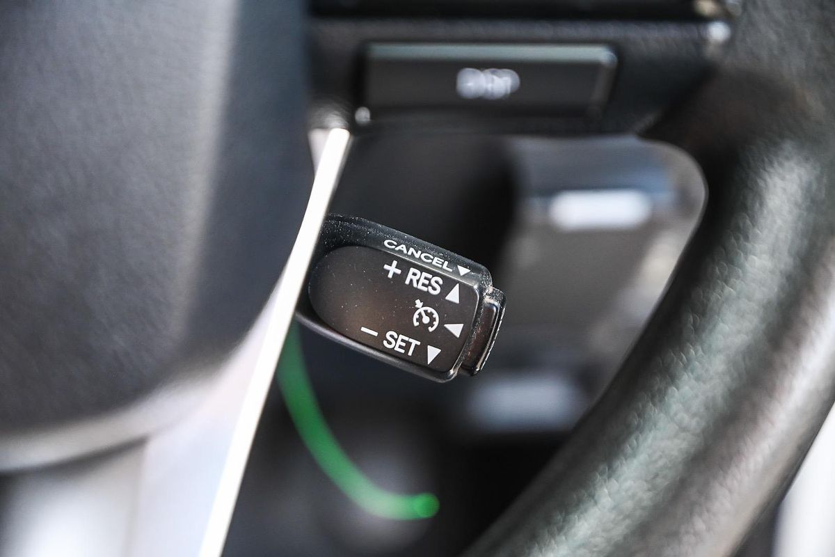 2018 Toyota Hilux SR GUN126R 4X4