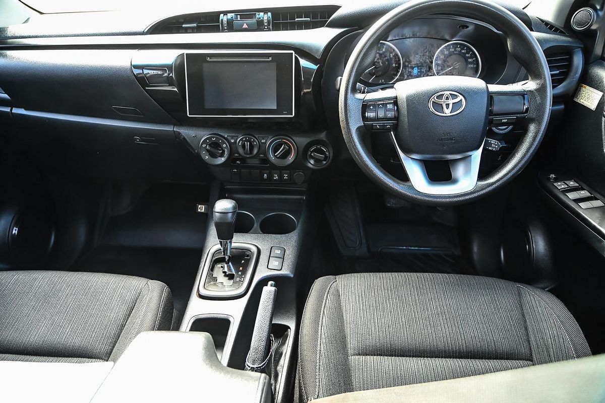 2018 Toyota Hilux SR GUN126R 4X4