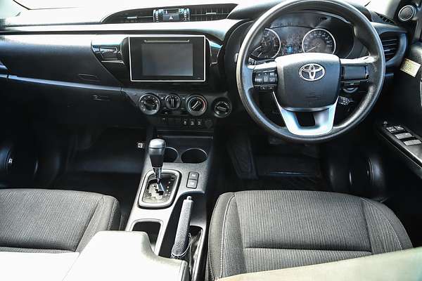 2018 Toyota Hilux SR GUN126R 4X4