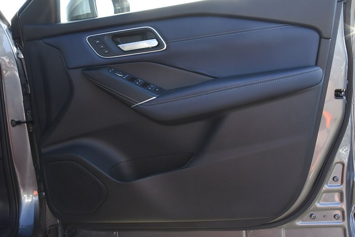 2023 Nissan QASHQAI Ti J12