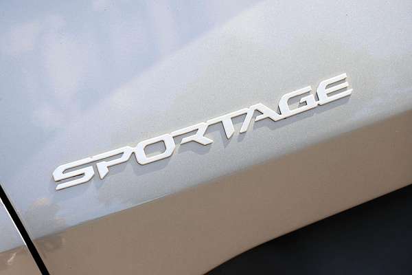 2022 Kia Sportage S NQ5