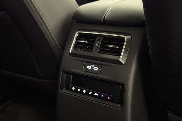2024 Mazda CX-80 P50e Touring KL