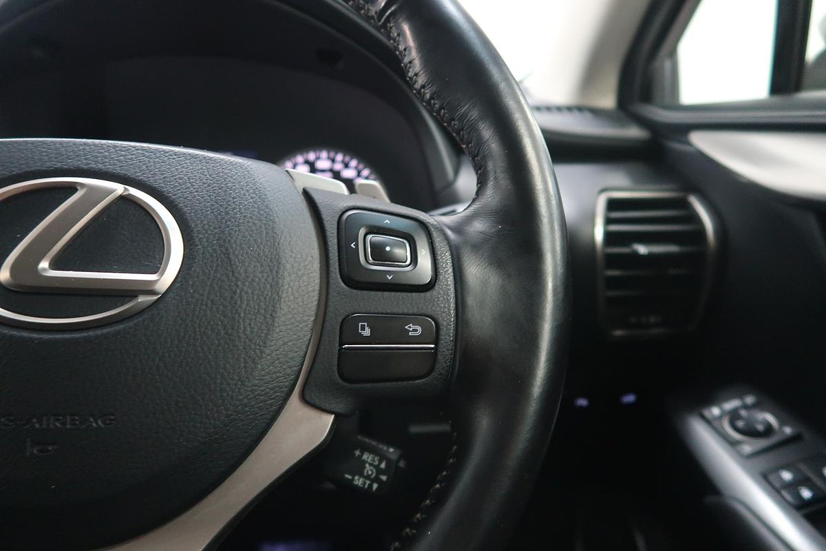 2017 Lexus NX NX200t Luxury AGZ10R