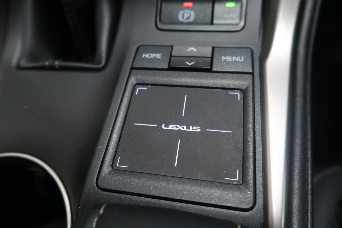 2017 Lexus NX NX200t Luxury AGZ10R