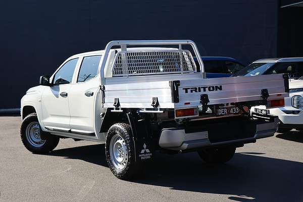 2025 Mitsubishi Triton GLX MV 4X4