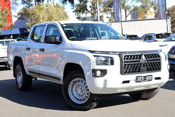 2024 Mitsubishi Triton GLX MV 4X4